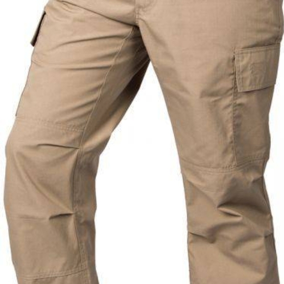 Men's Tan Cargo Pants - Picture 7 of 7